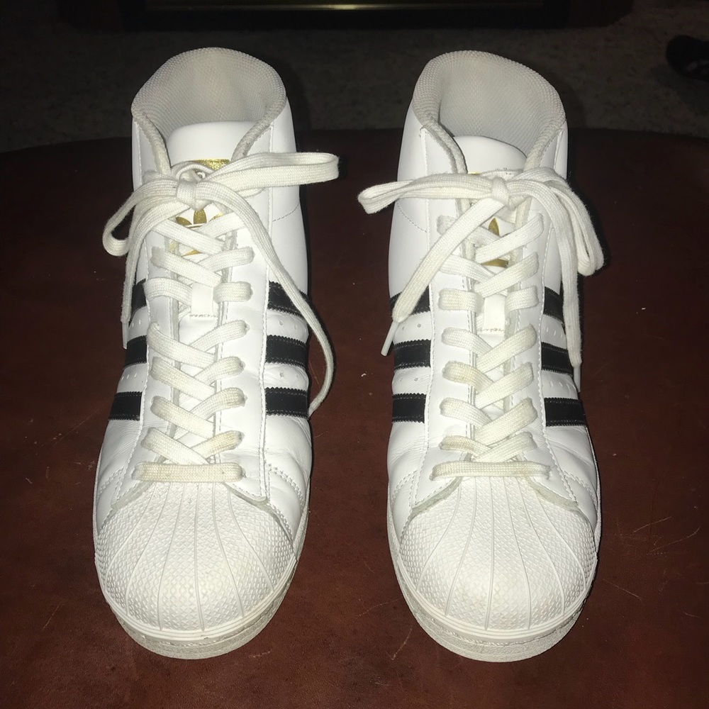 Adidas Superstar Sneakers
